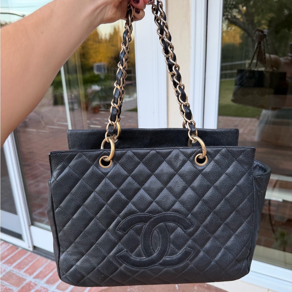 Chanel Caviar Quilted Petit Timeless Tote PTT Black - Picture 5 of 14